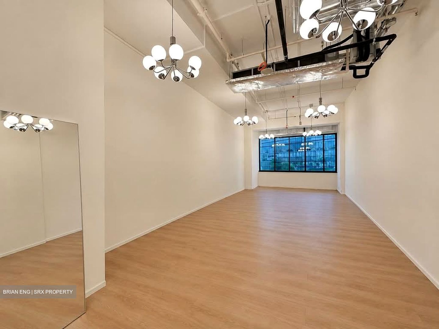Woods Square (D25), Office #597526651